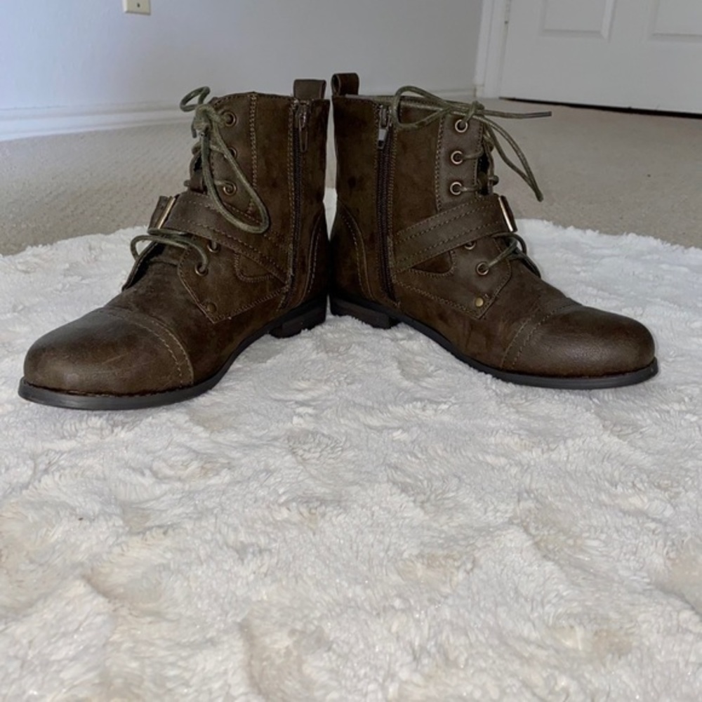 Pacsun Black Poppy Lace Up Ankle Combat Boots Size 6 - Picture 5 of 6